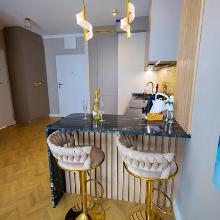 Allure Galaxy Centrum Aparthotel Щецин Екстер'єр фото