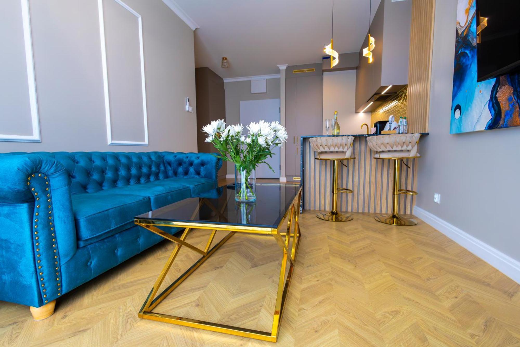 Allure Galaxy Centrum Апартаменти *